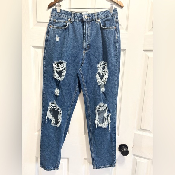 BDG Urban Outfitters High Waisted Mom Jeans Destroyed Distressed Medium Wash 31 - Picture 8 of 15